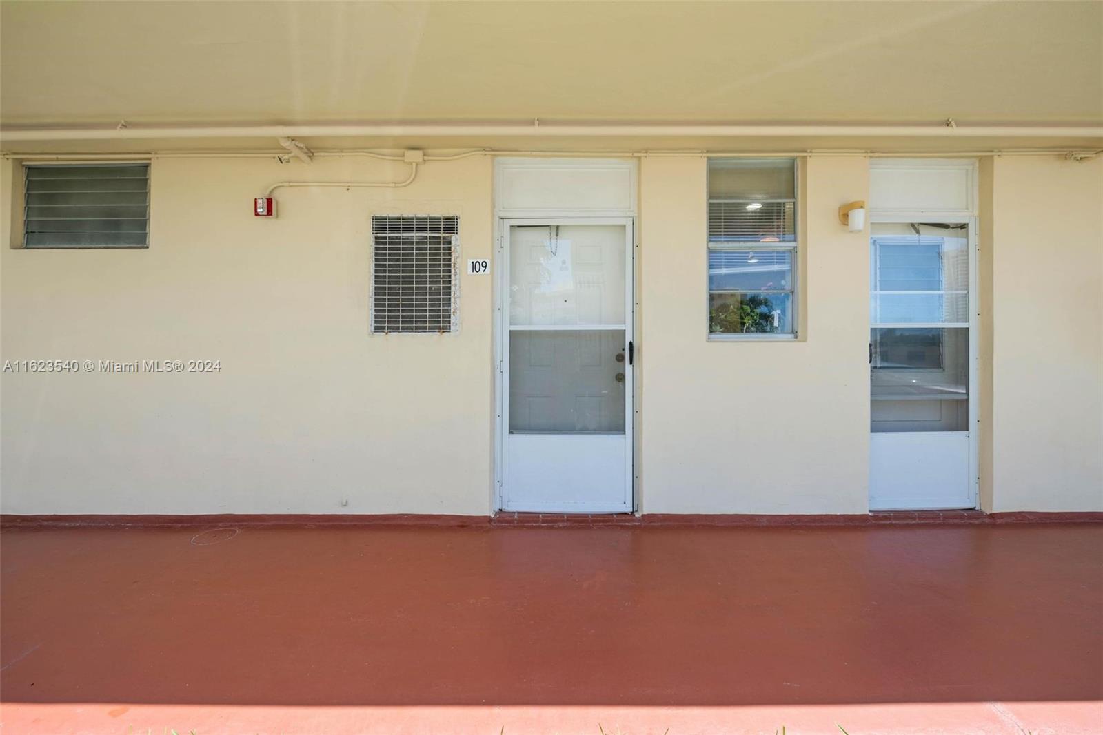 Listing Photo 15