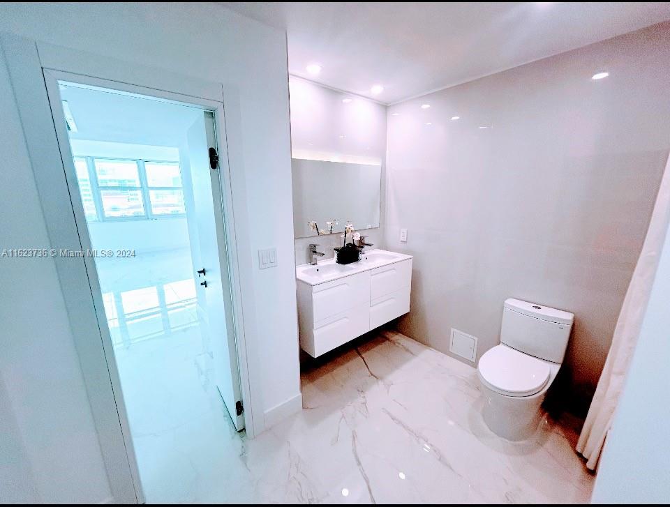 2030 S Ocean Dr #2220, Hallandale Beach, Florida image 36