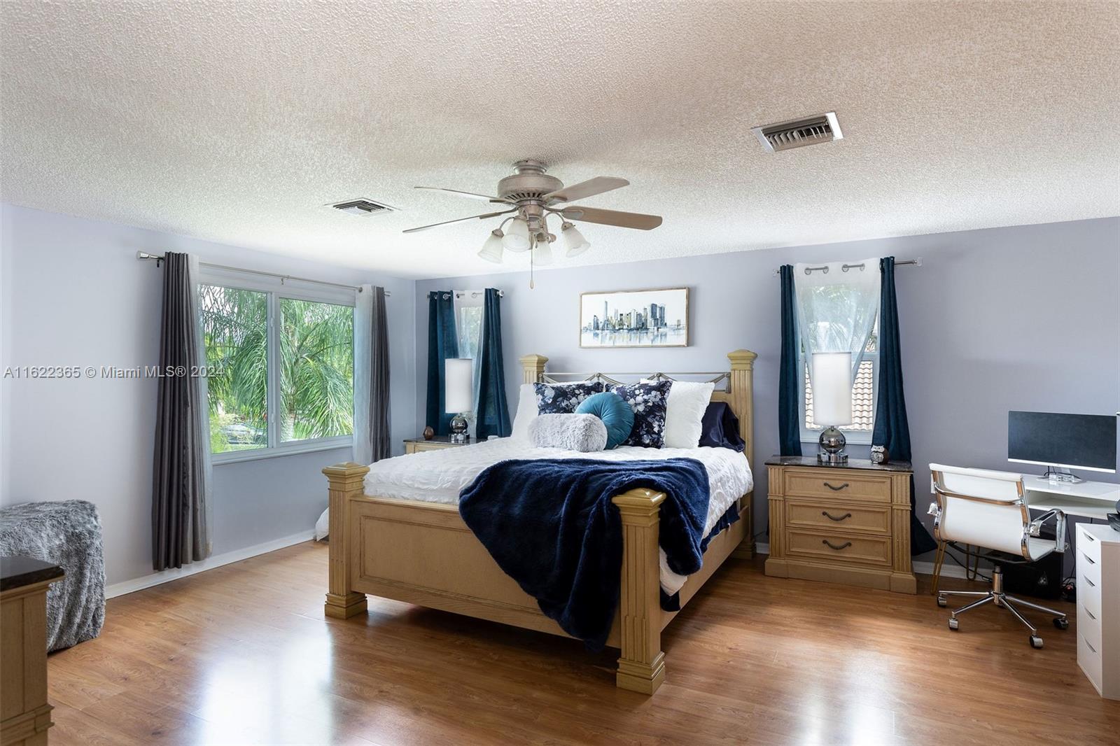 Listing Photo 18