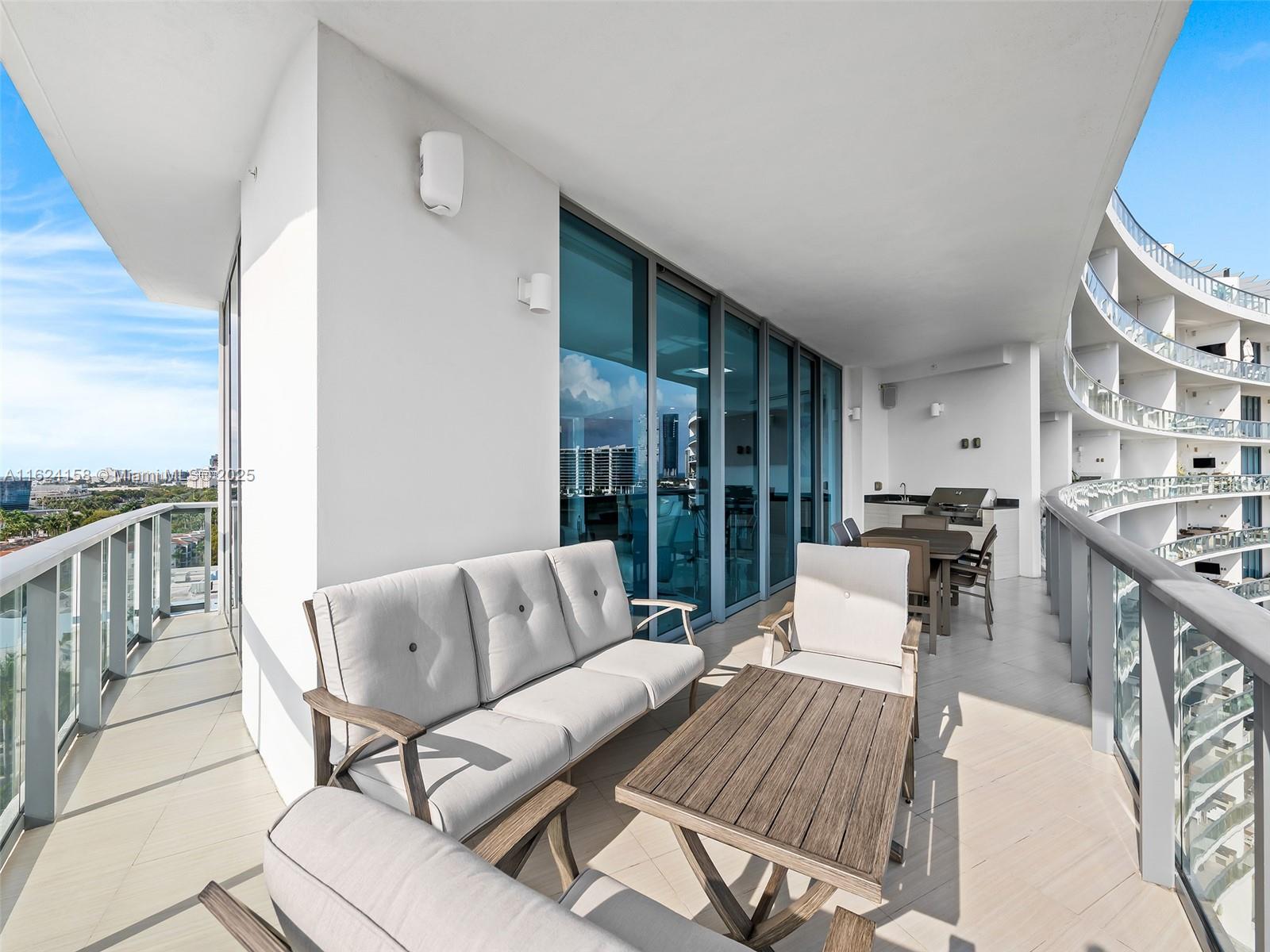 3250 NE 188th St #901, Aventura FL 33180