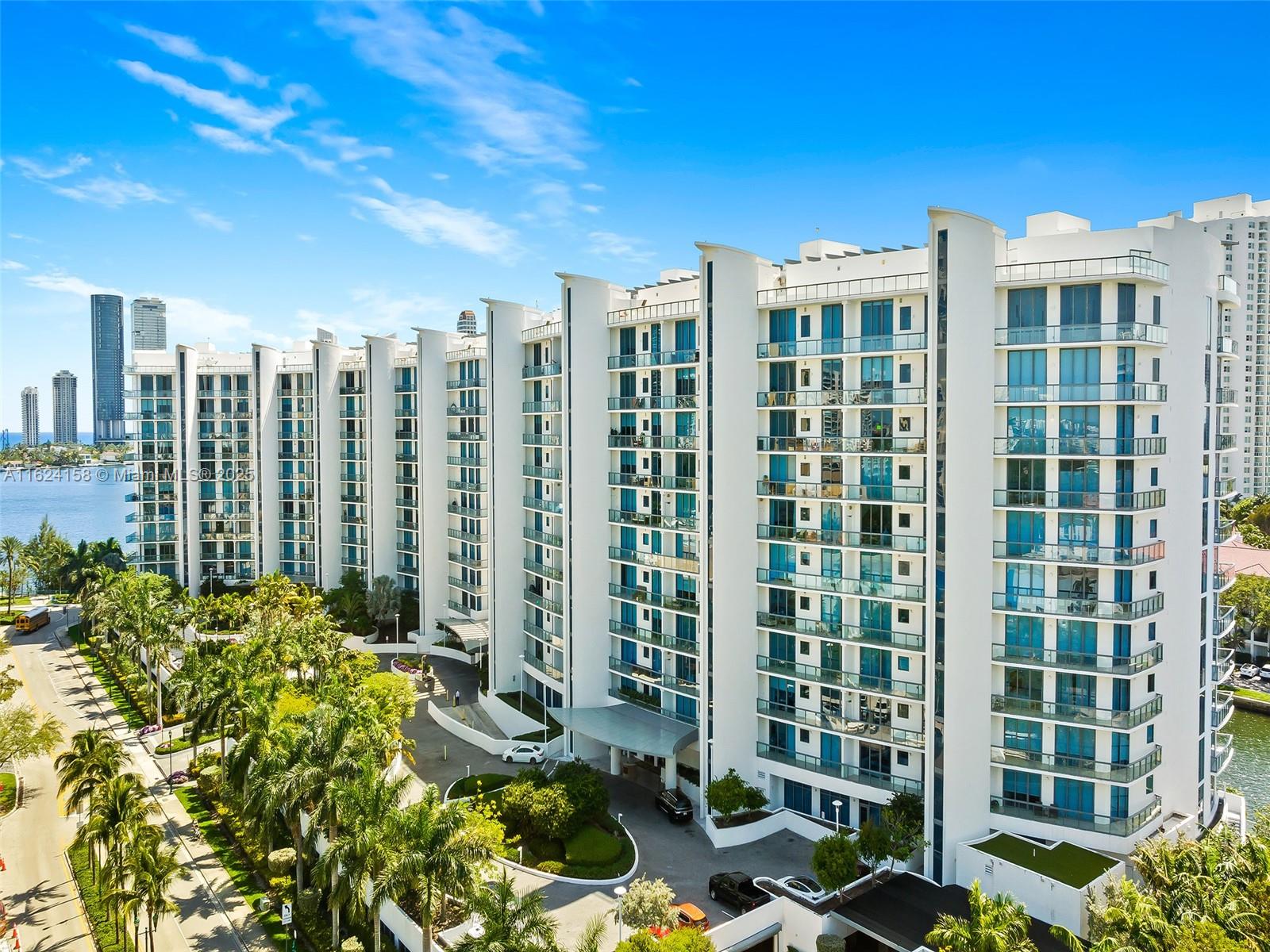 3250 NE 188th St #901, Aventura FL 33180