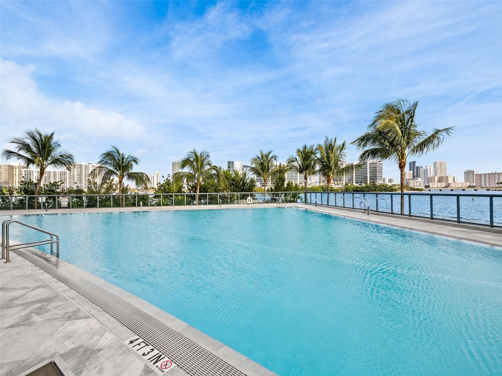 3250 NE 188th St #901, Aventura FL 33180