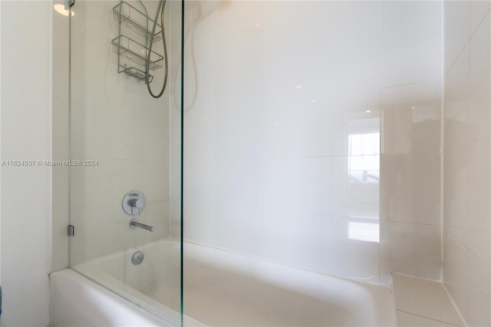 Listing Photo 17