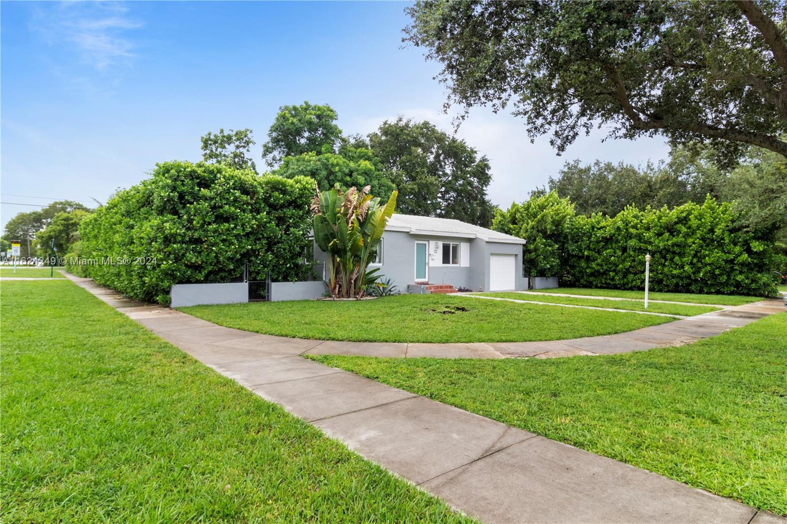 202 NW 92nd St, Miami Shores, Florida image 3