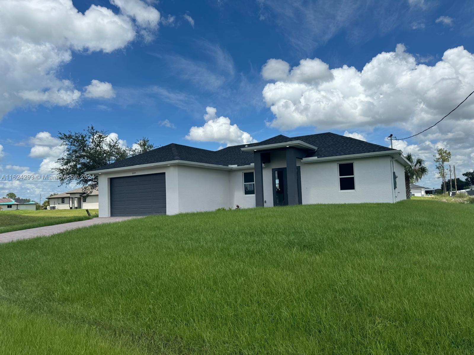 2044 Crawford Ave N, Lehigh Acres, Florida image 3