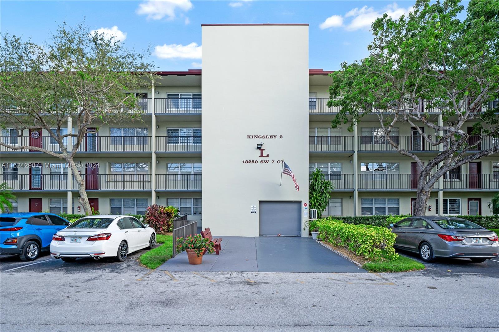 13250 SW 7th Ct #302L, Pembroke Pines, Florida image 27