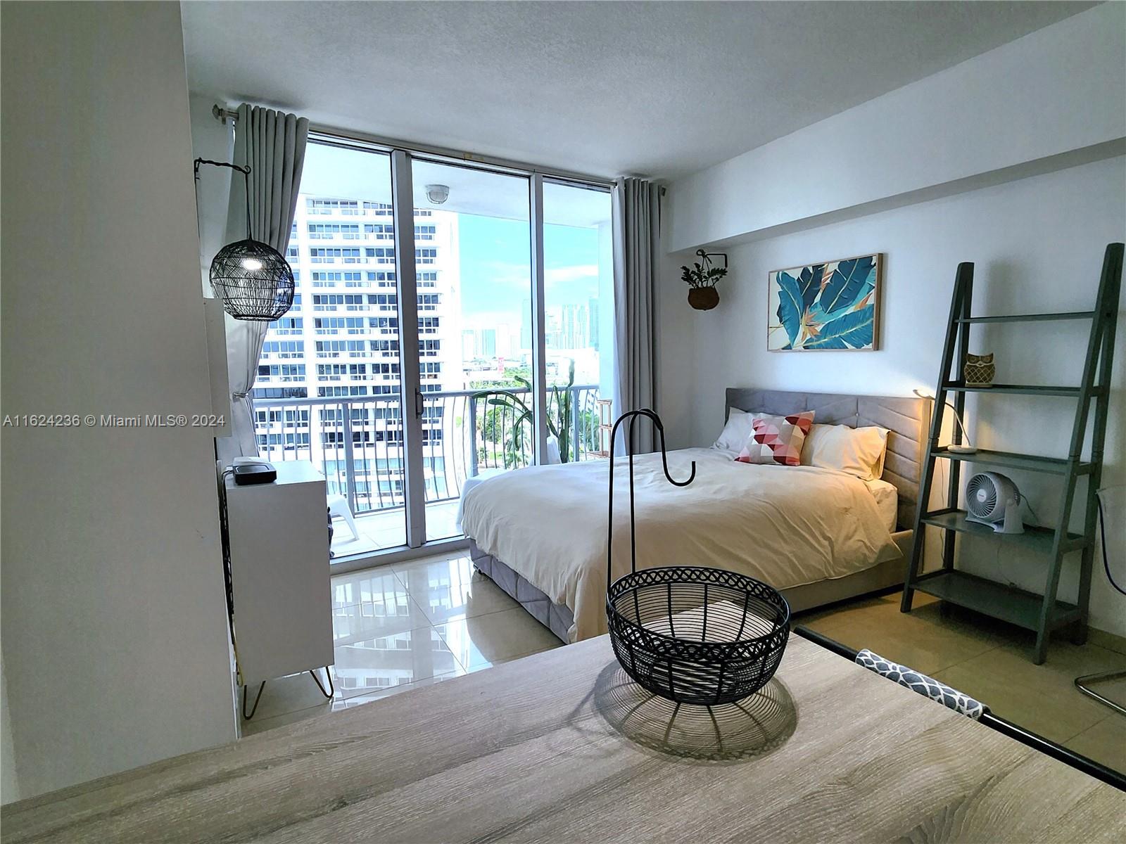 1750 N Bayshore Dr #1204, Miami, Florida image 3