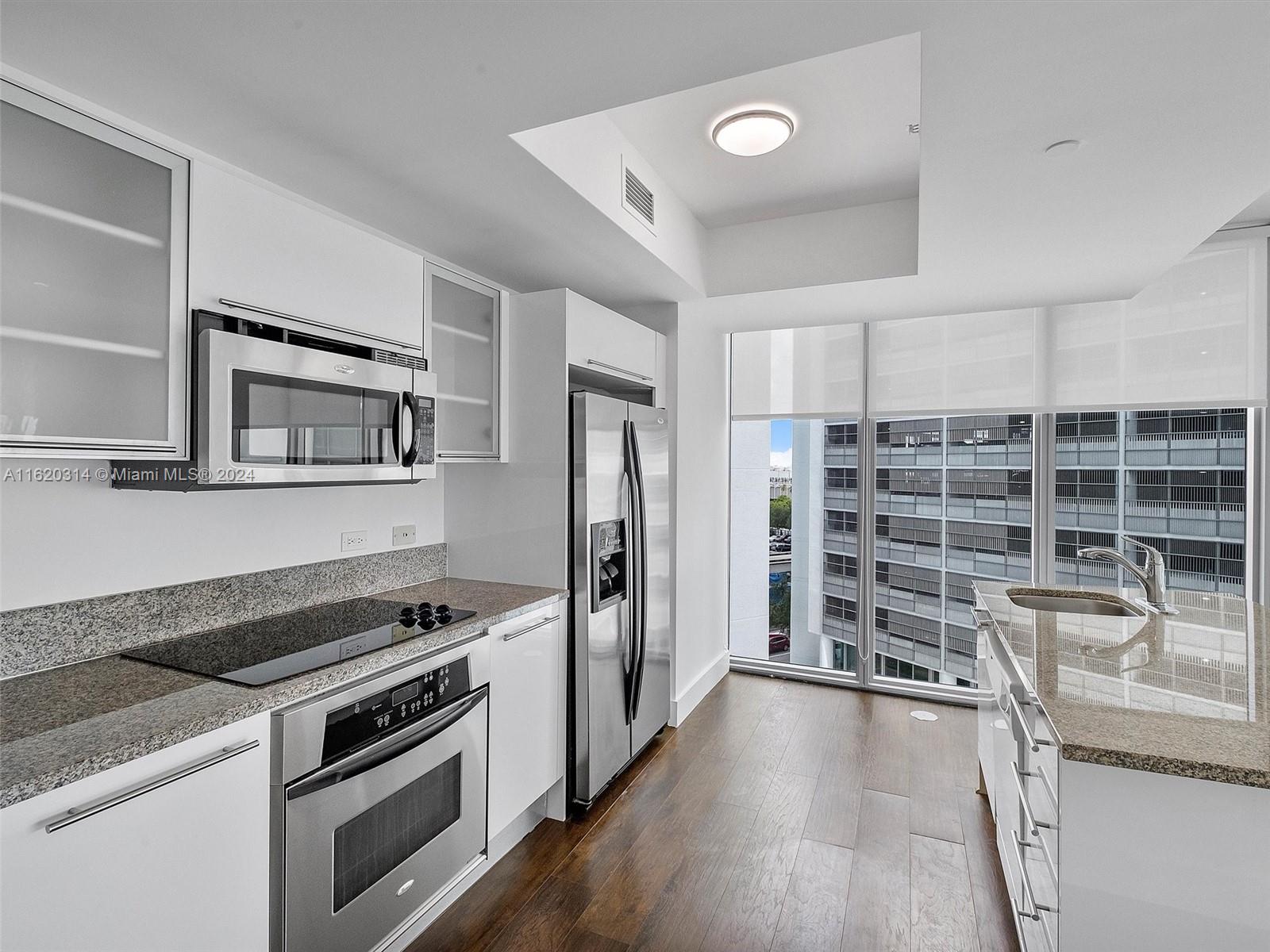 888 Biscayne Blvd #612, Miami, Florida image 12