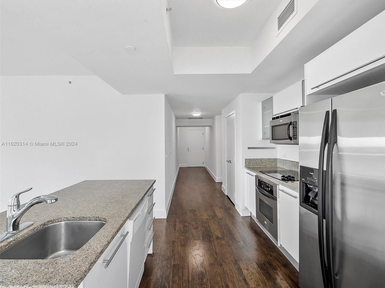 888 Biscayne Blvd #612, Miami, Florida image 13