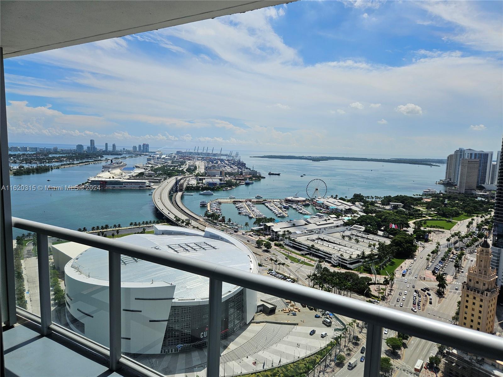 You simply can’t beat the combination of views and prime location of Marina Blue, in the heart of downtown and steps away from Kaseya Center, Maurice A. Ferre Park, and the burgeoning Miami Worldcenter. Beautifully remodeled unit with floor to ceiling windows throughout, highlighting the stunning panoramic views of the bay. Spacious open floorplan with abundant natural light and a large balcony; building has incredible resort style amenities including sunrise and sunset pools and jacuzzi, business and fitness centers, sand volleyball court, BBQ area, and more. 24-hour security, valet parking, storage room, and assigned covered parking space. NO SPECIAL ASSESSMENTS and BUILDING HAS RESERVES. BRING YOUR OFFERS- SELLER MOTIVATED!