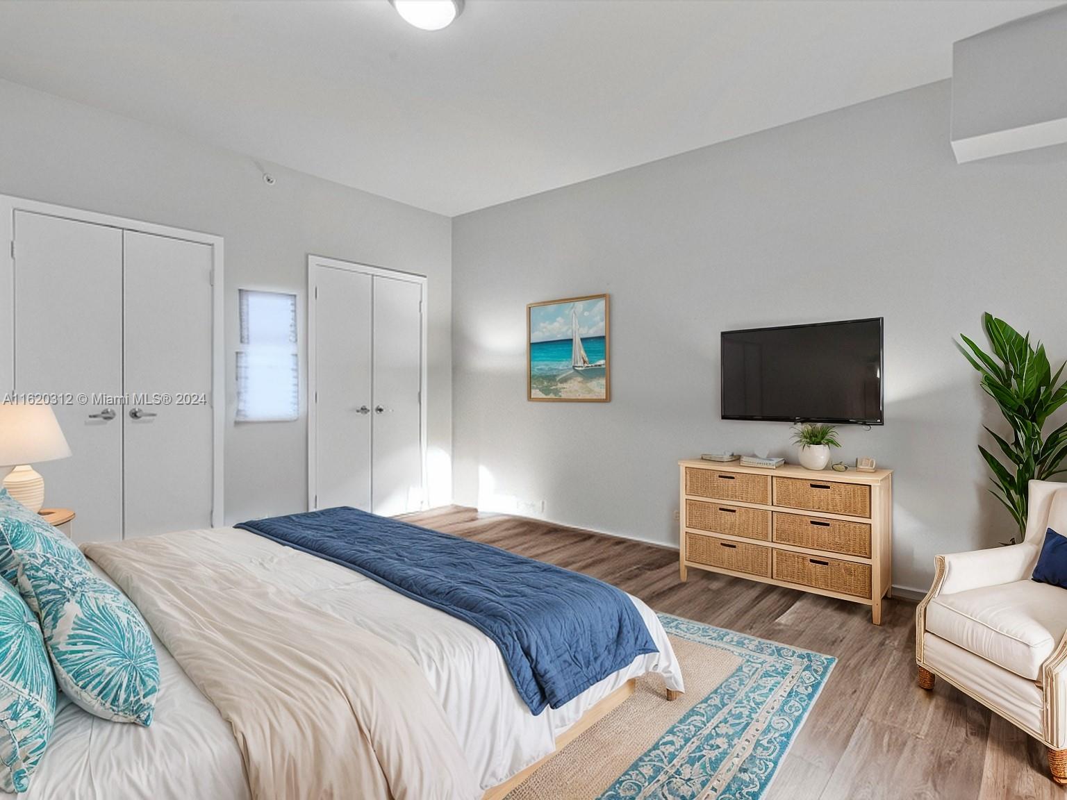 888 Biscayne Blvd #909, Miami FL 33132