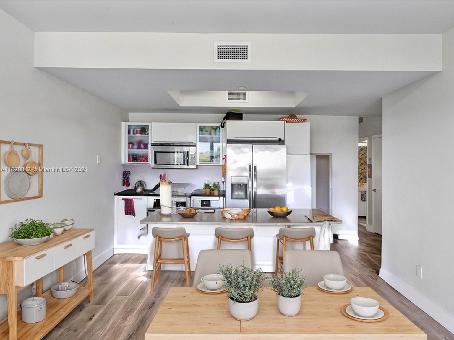 888 Biscayne Blvd #909, Miami FL 33132