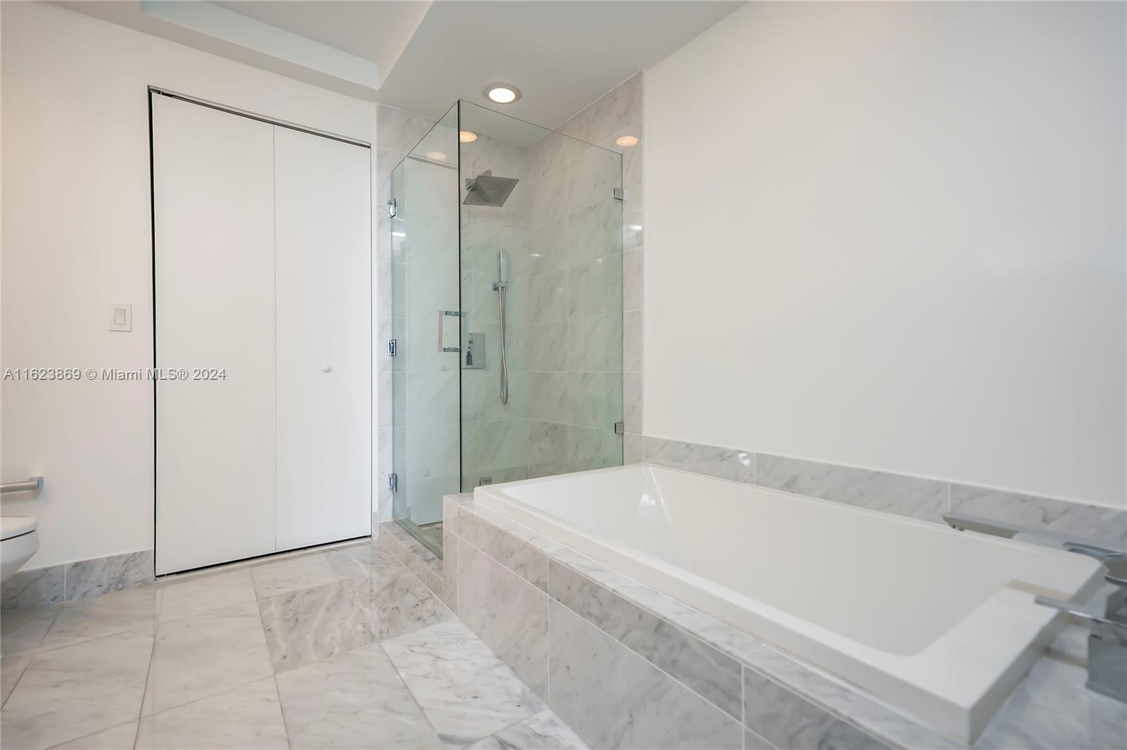 801 S Miami Ave #2309, Miami FL 33130