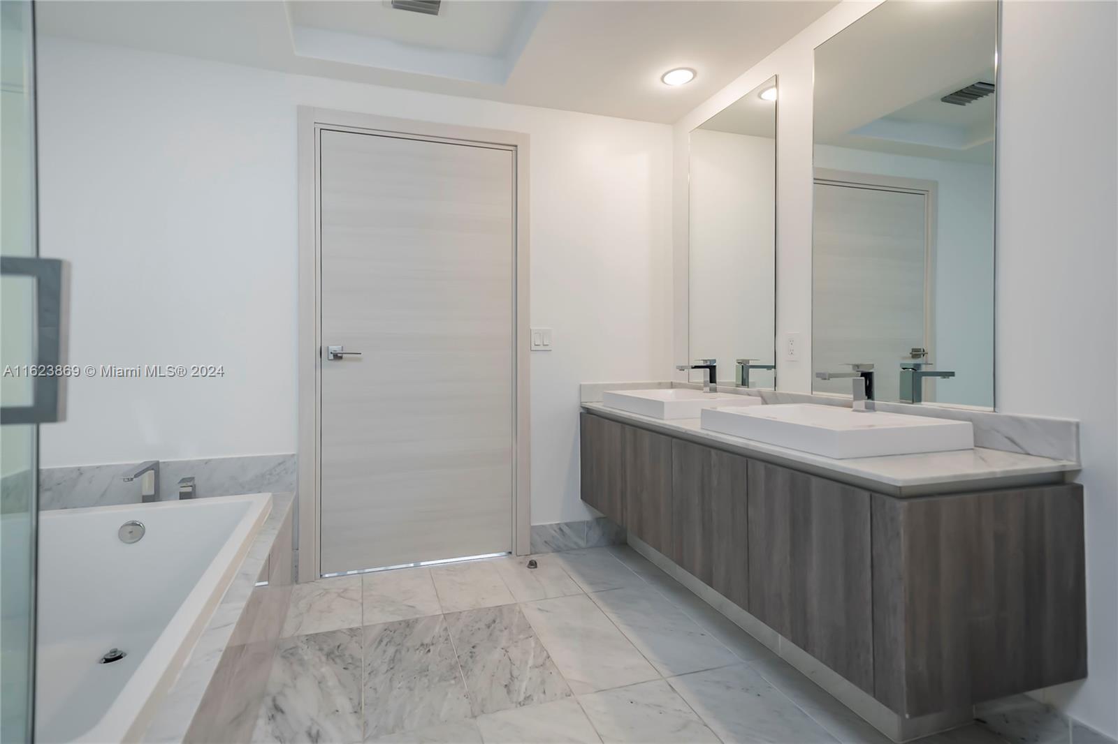 801 S Miami Ave #2309, Miami FL 33130