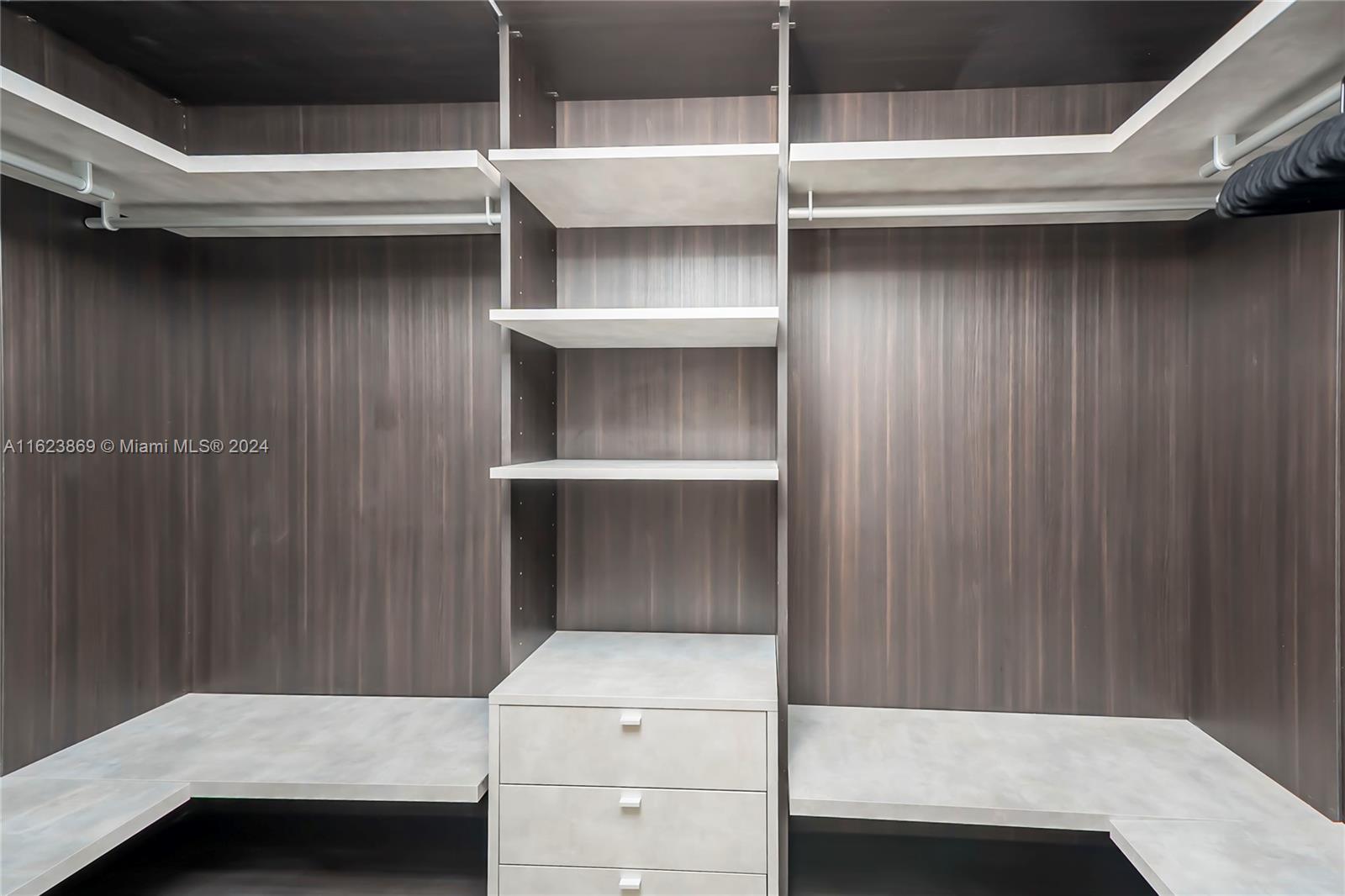 801 S Miami Ave #2309, Miami FL 33130