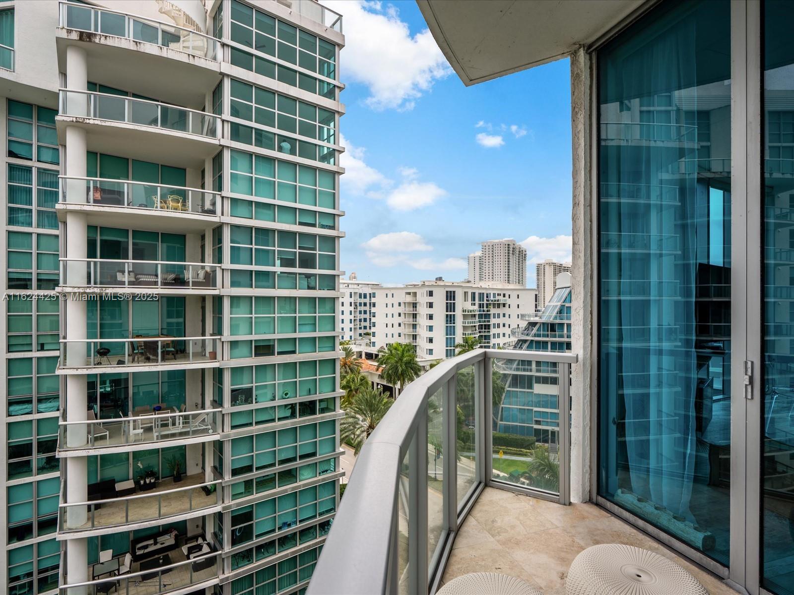3029 NE 188th St #725, Aventura, Florida image 17