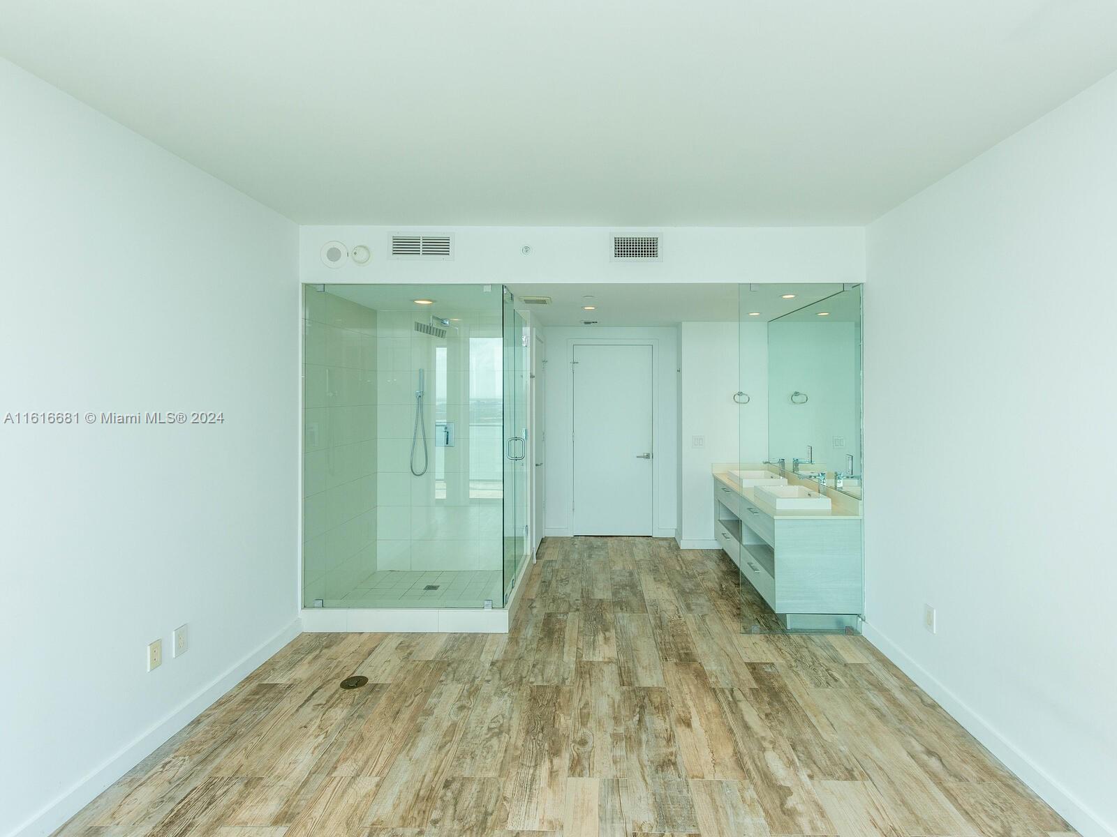 650 NE 32nd St #3406, Miami, Florida image 43