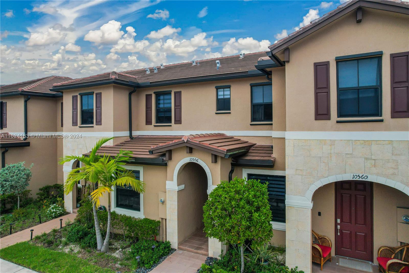 10556 W 32nd Ln #10556, Hialeah Gardens, Florida image 2