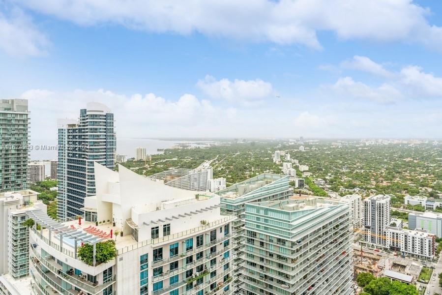 1000 Brickell Plaza #PH5104, Miami FL 33131