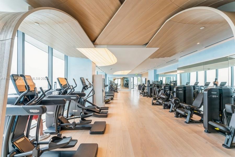 1000 Brickell Plaza #PH5104, Miami FL 33131