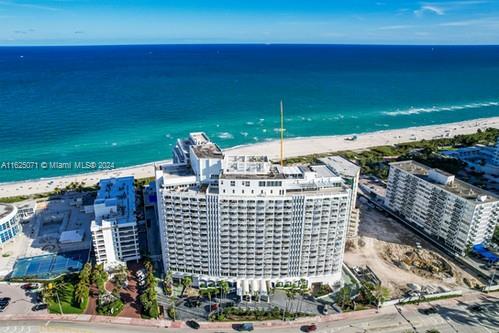 SELLER MOTIVATED!!!Experience luxury living in this beautiful Miami Beach property with breathtaking ocean views. This spacious unit features one large bedroom and a den, providing ample space for comfort and versatility. Meticulously maintained, the property is situated in one of the most stunning condominiums in the area. Enjoy a variety of amenities and a gorgeous lobby that offers an inviting and elegant entrance. Don't miss the opportunity to live in this exquisite home that combines beauty and convenience in the heart of Miami Beach.