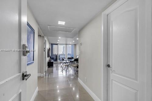 5401 Collins Ave #715, Miami Beach, Florida image 14