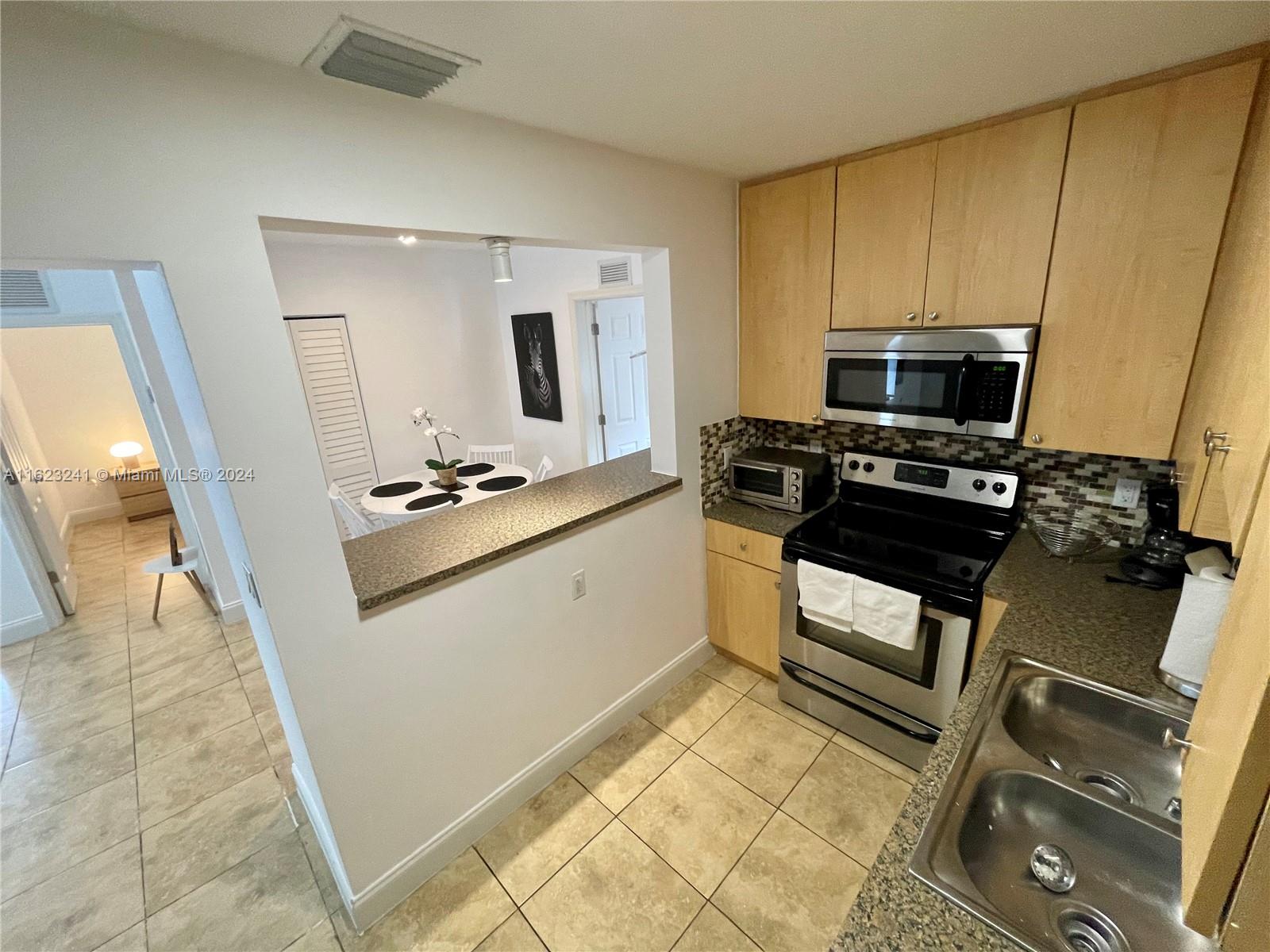 135 NW 68th St, Miami, Florida image 15