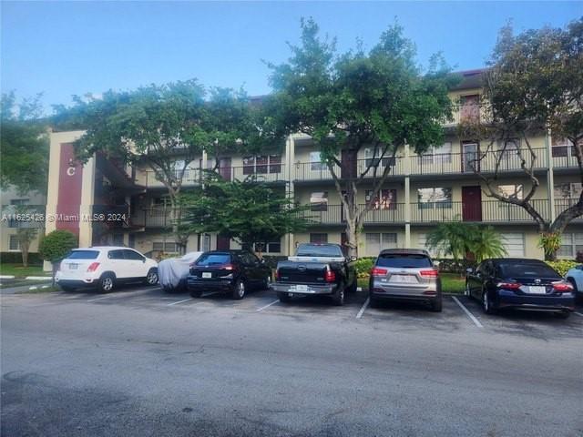 750 SW 133rd Ter #402C, Pembroke Pines, Florida image 4