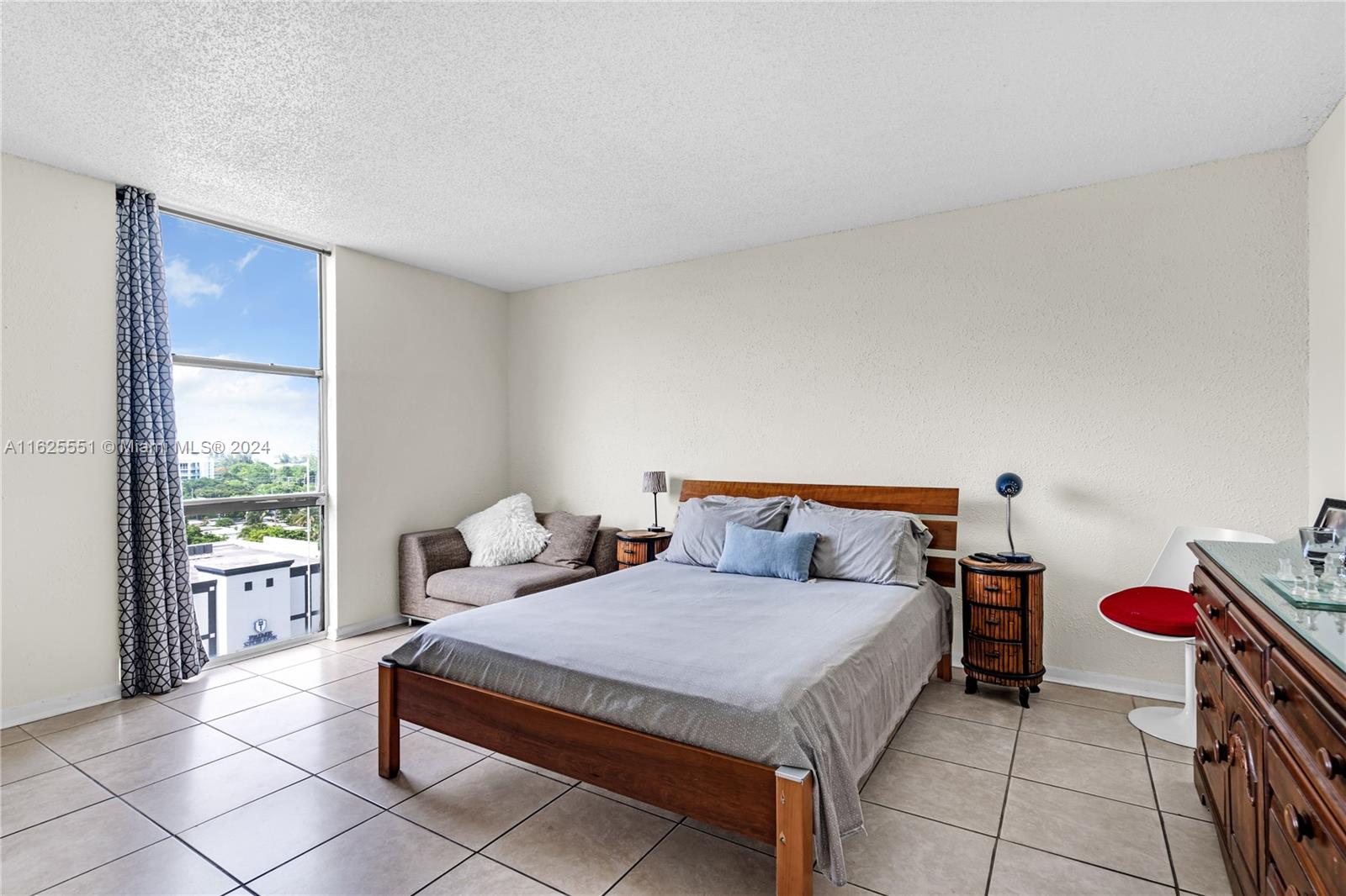 13499 Biscayne Blvd #913, North Miami, Florida image 11