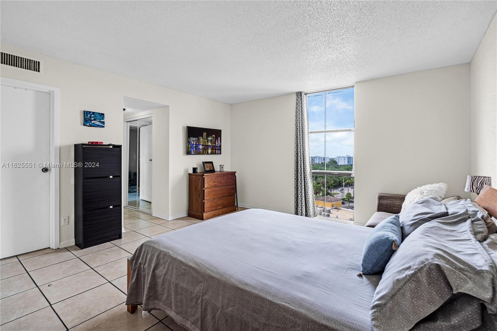 13499 Biscayne Blvd #913, North Miami, Florida image 13