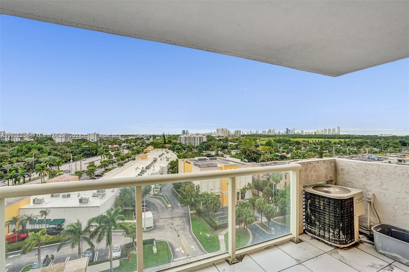 13499 Biscayne Blvd #913, North Miami, Florida image 23