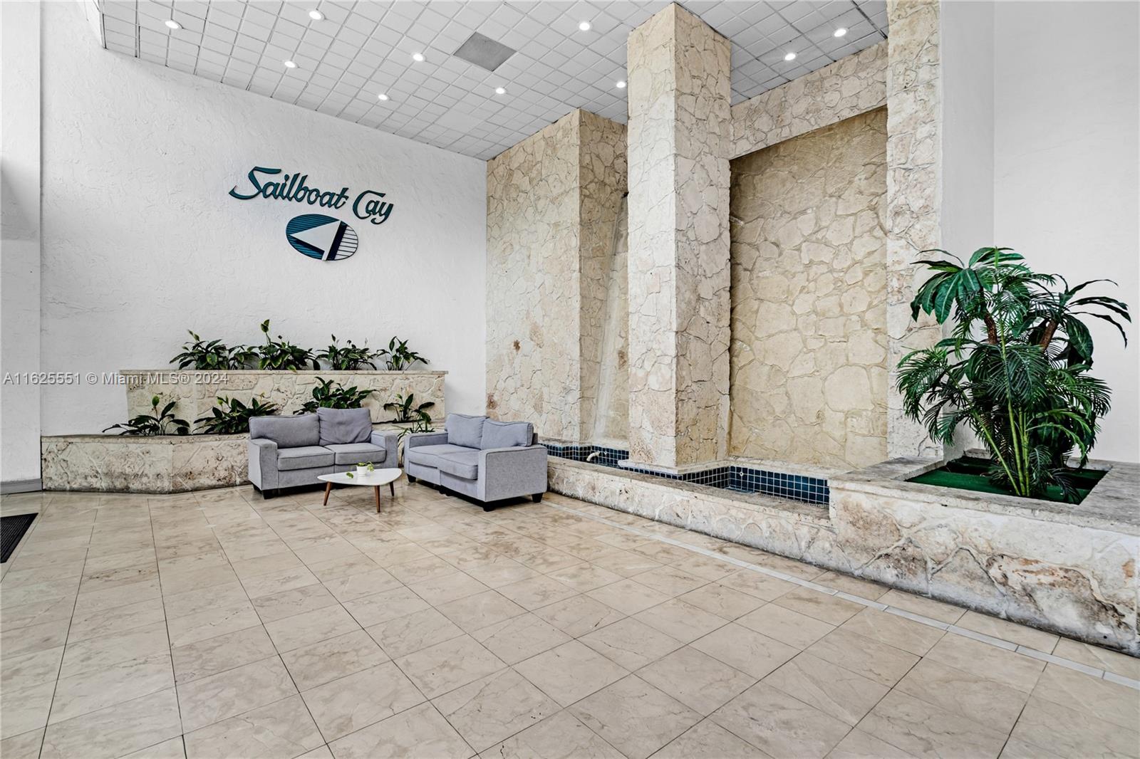 13499 Biscayne Blvd #913, North Miami, Florida image 25