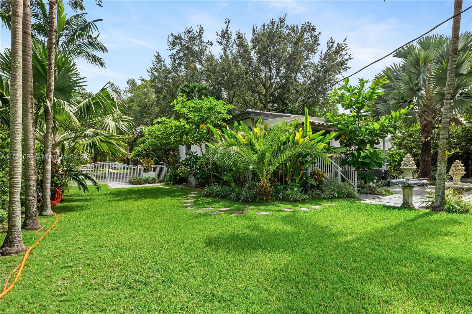 446 Madeira Ave, Coral Gables, Florida image 25