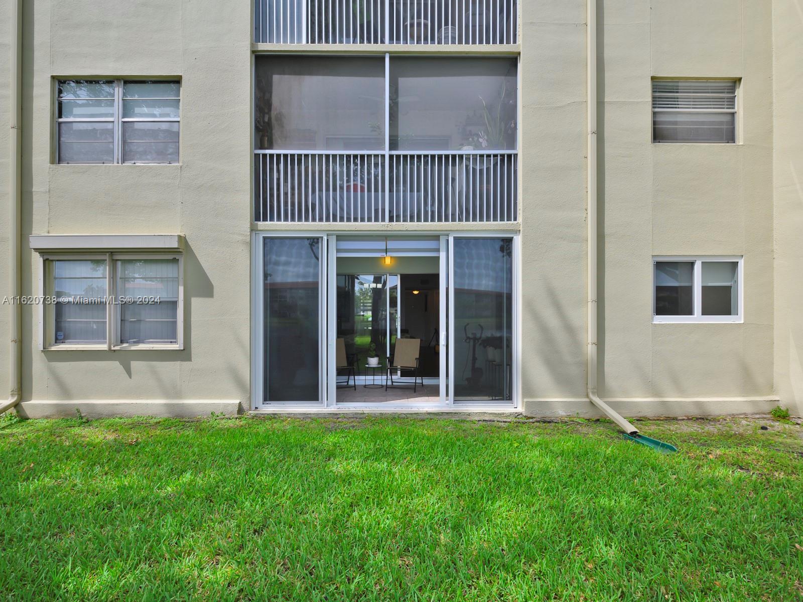 Residential, Pembroke Pines, Florida image 36