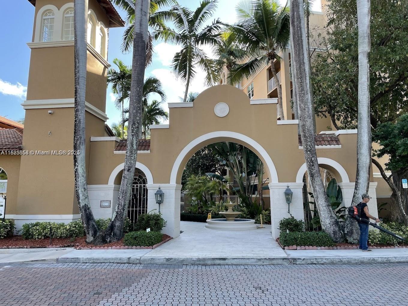 19901 E Country Club Dr #2403, Aventura FL 33180