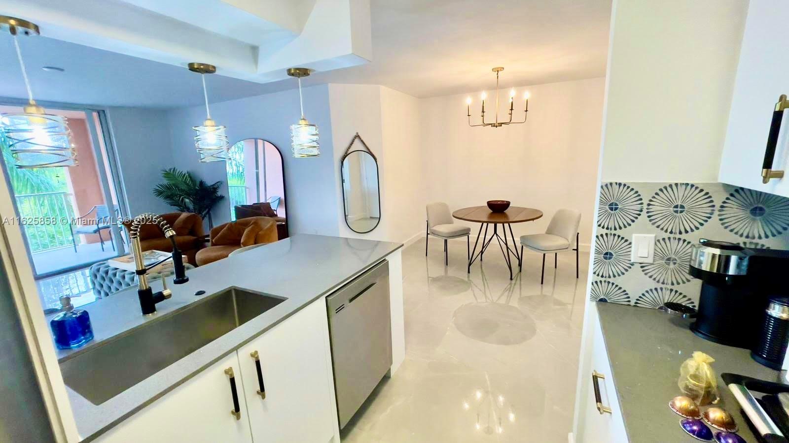 19901 E Country Club Dr #2403, Aventura FL 33180
