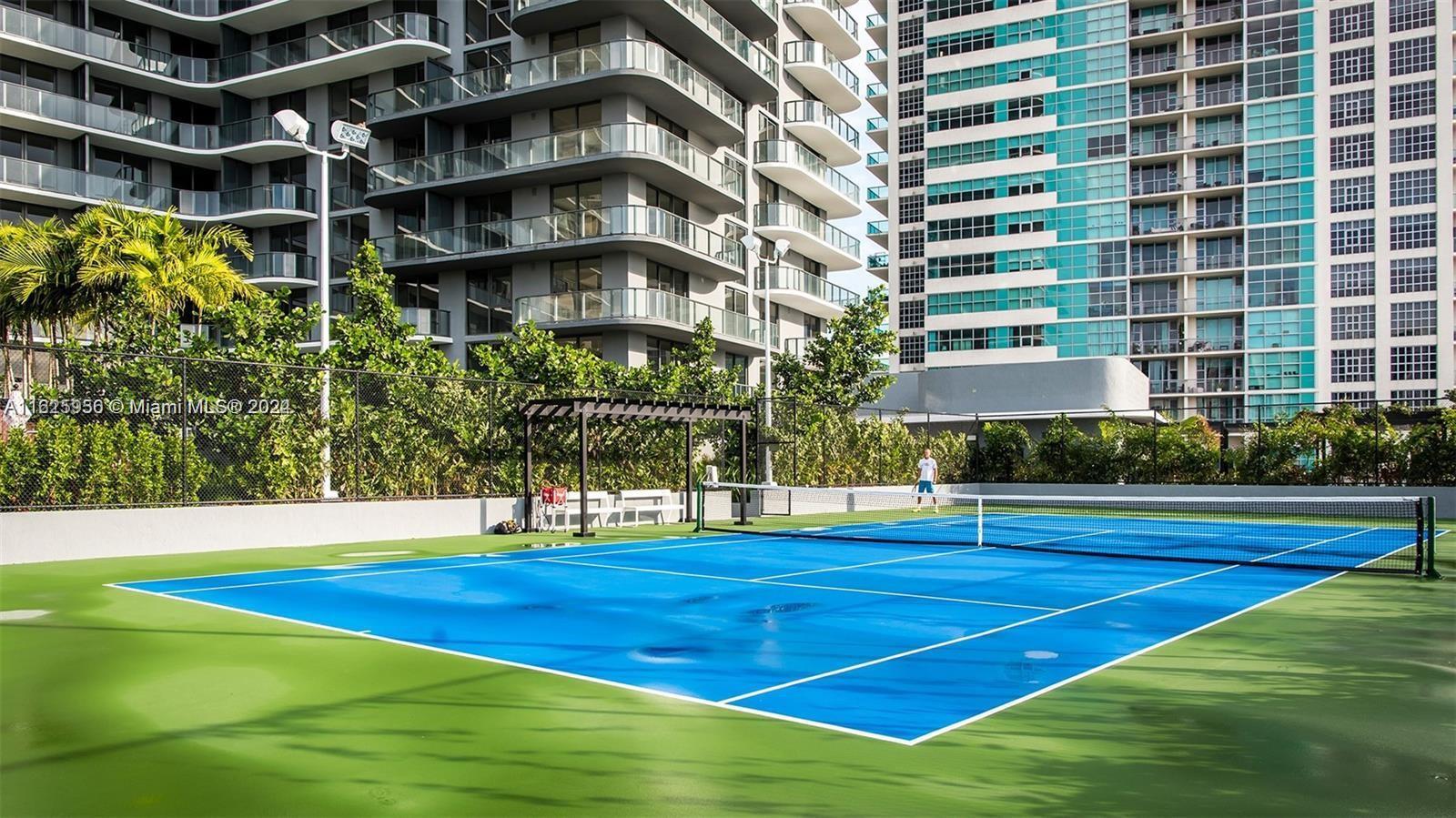 121 NE 34th St #910, Miami FL 33137