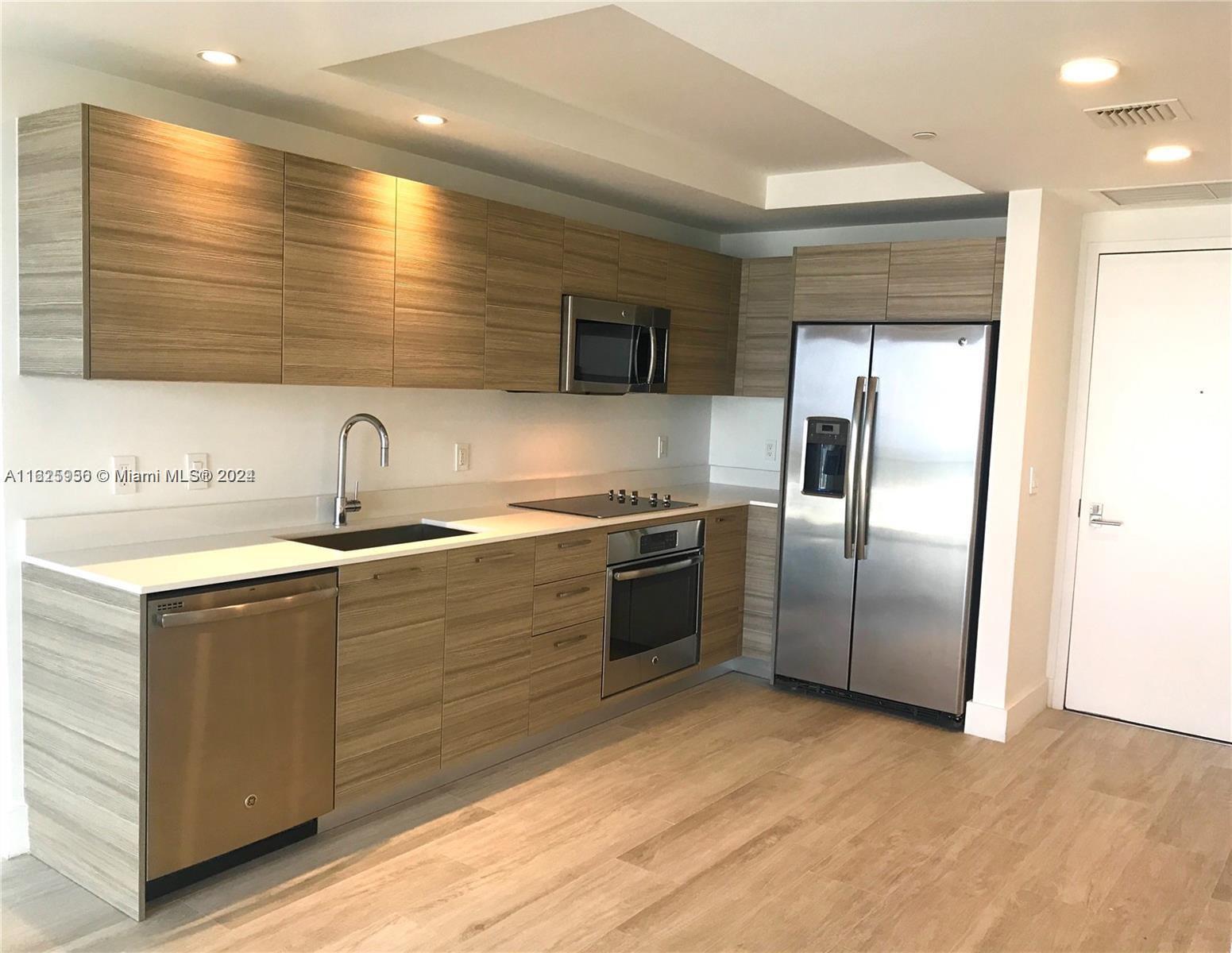 121 NE 34th St #910, Miami FL 33137