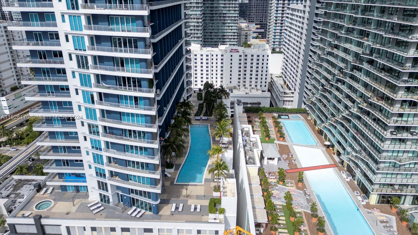 60 SW 13th St #2021, Miami FL 33130