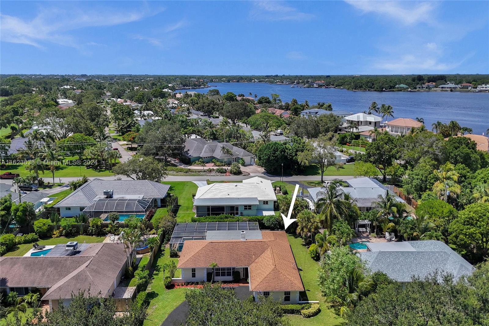 359 Country Club Dr, Tequesta, Florida image 29