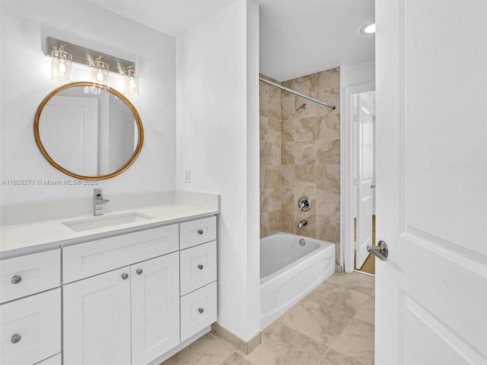 7900 Harbor Island Dr #1019, North Bay Village FL 33141