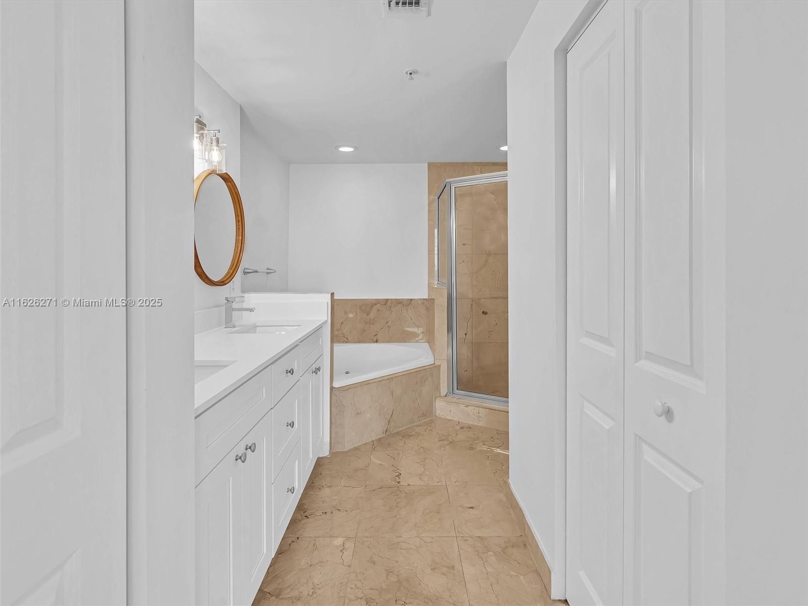 7900 Harbor Island Dr #1019, North Bay Village FL 33141