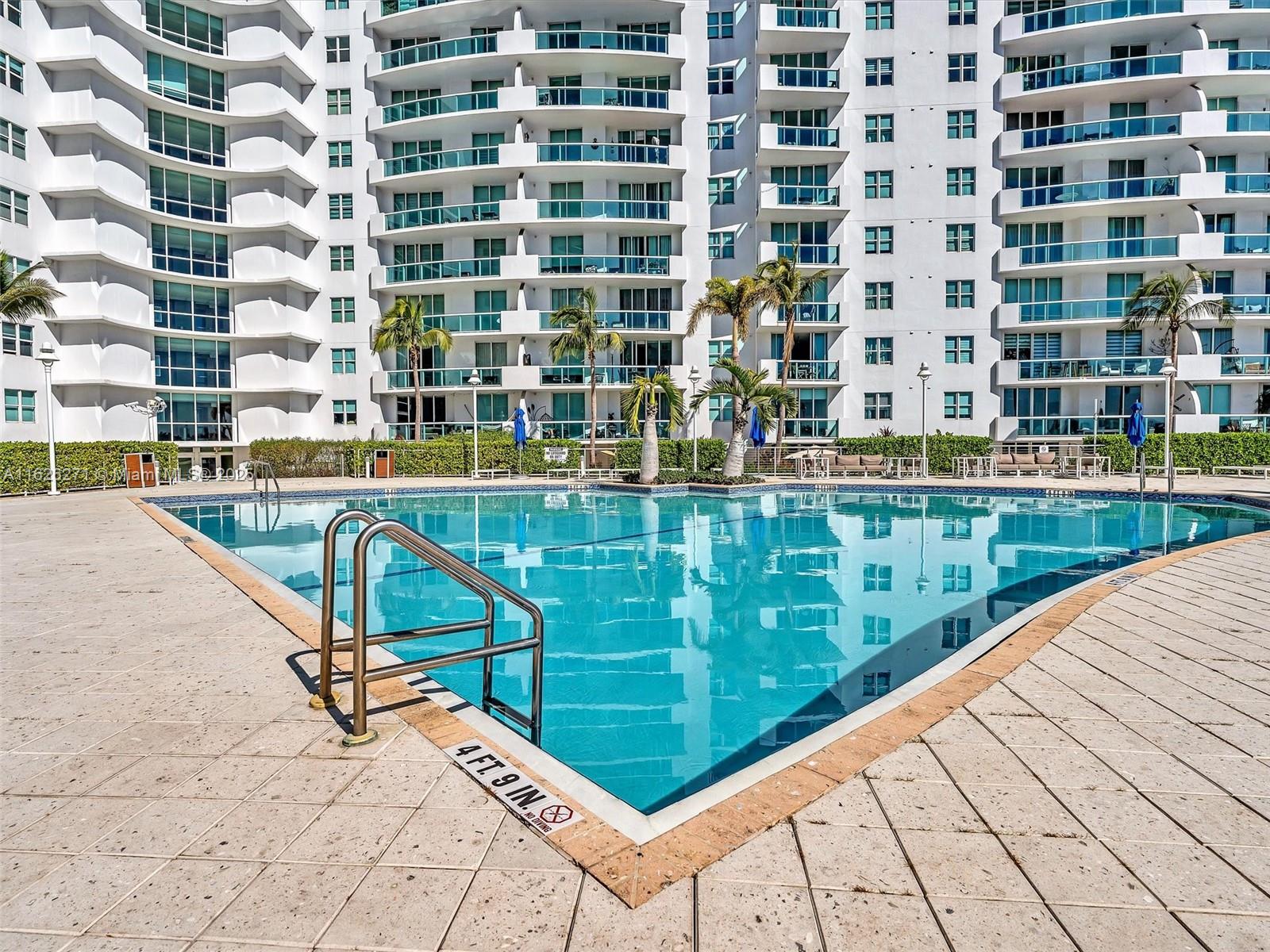 7900 Harbor Island Dr #1019, North Bay Village FL 33141