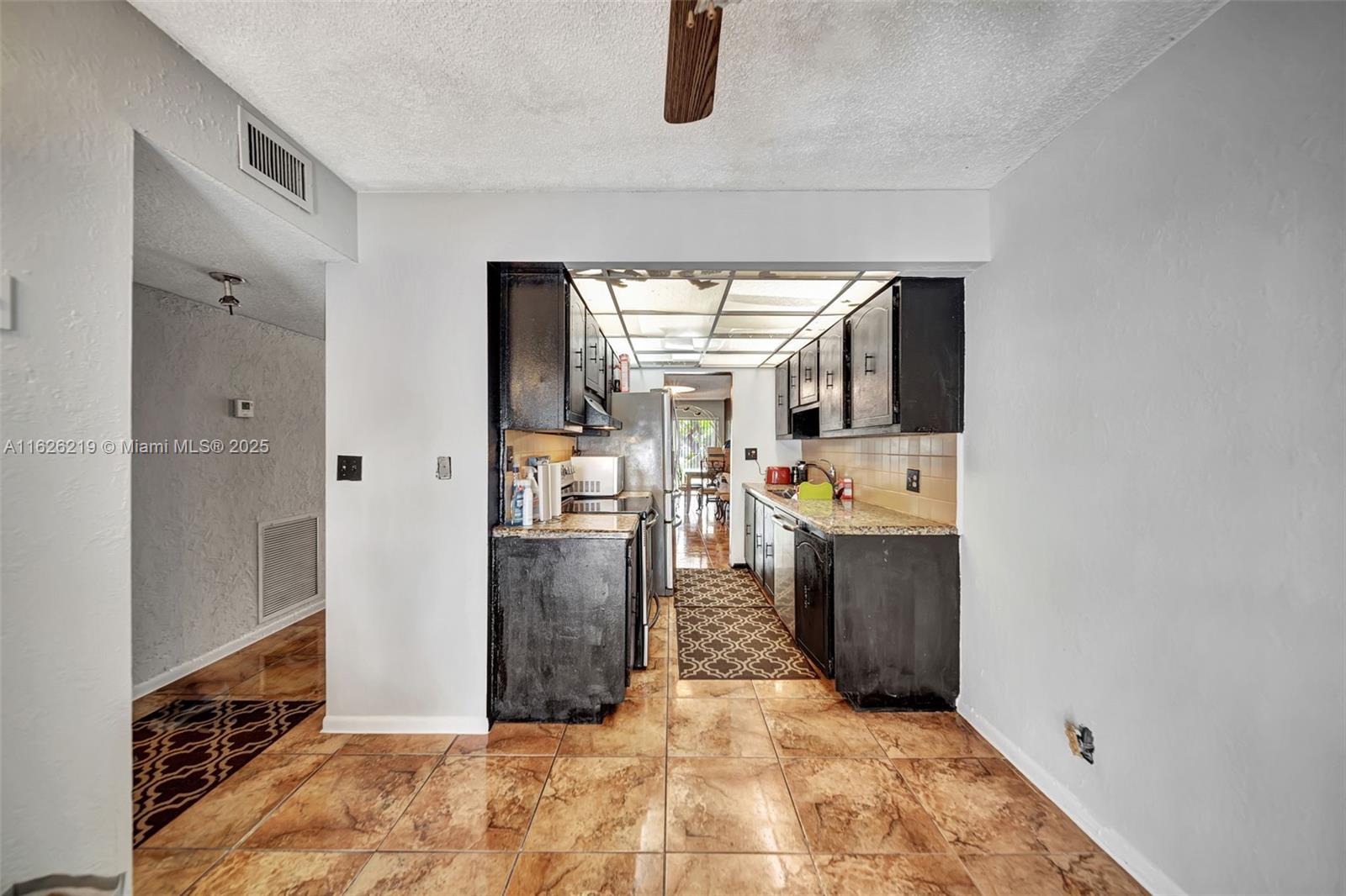 1809 NW 58th Ave #18, Lauderhill, Florida image 8