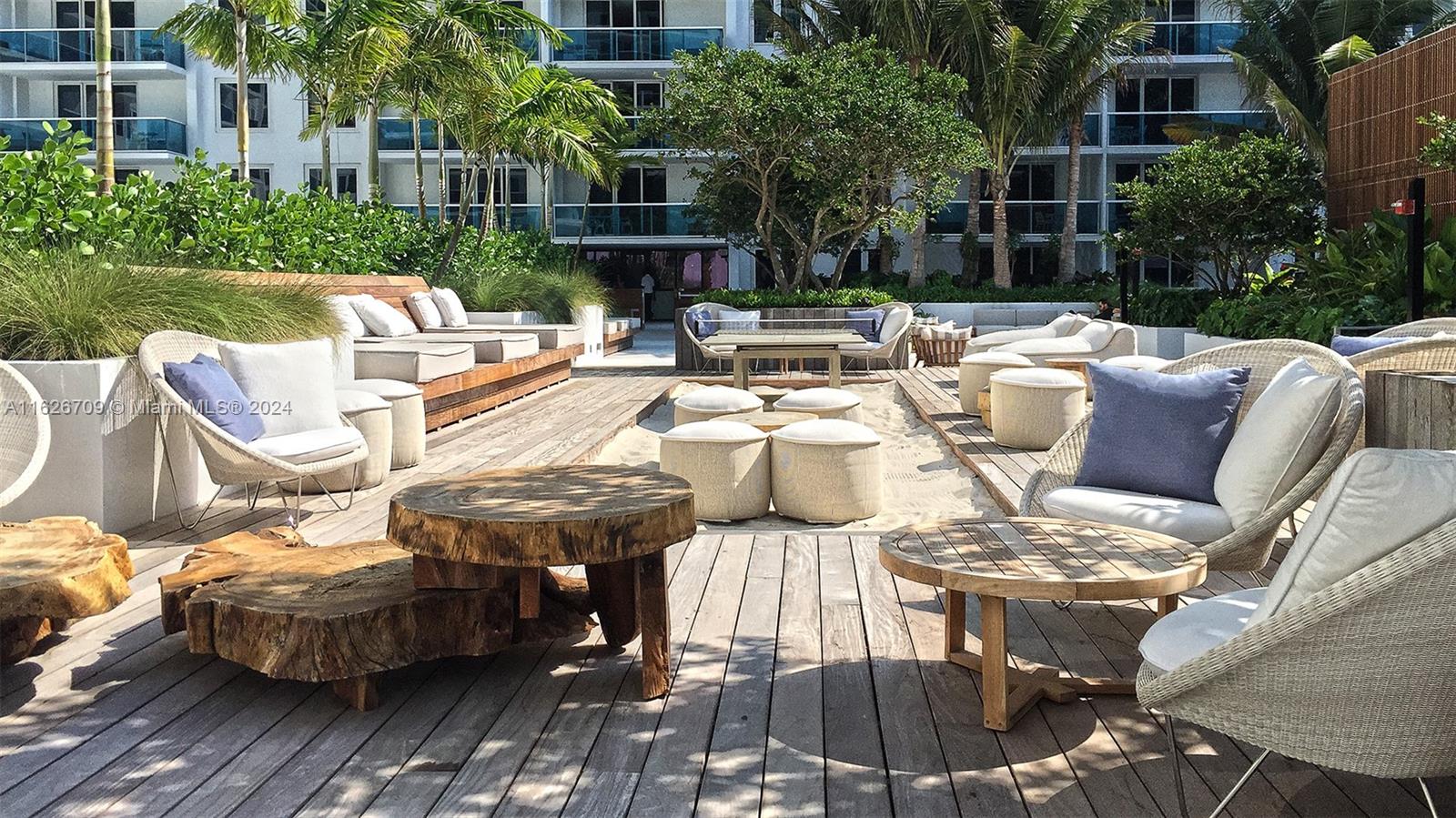 102 24th St #1113, Miami Beach FL 33139