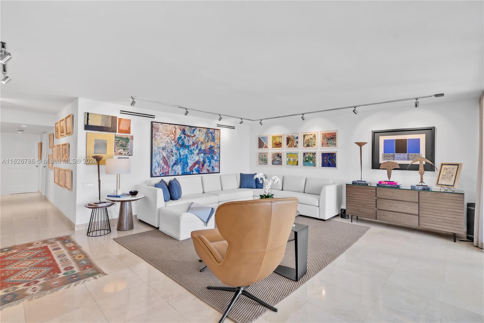 881 Ocean Dr #16D, Key Biscayne FL 33149