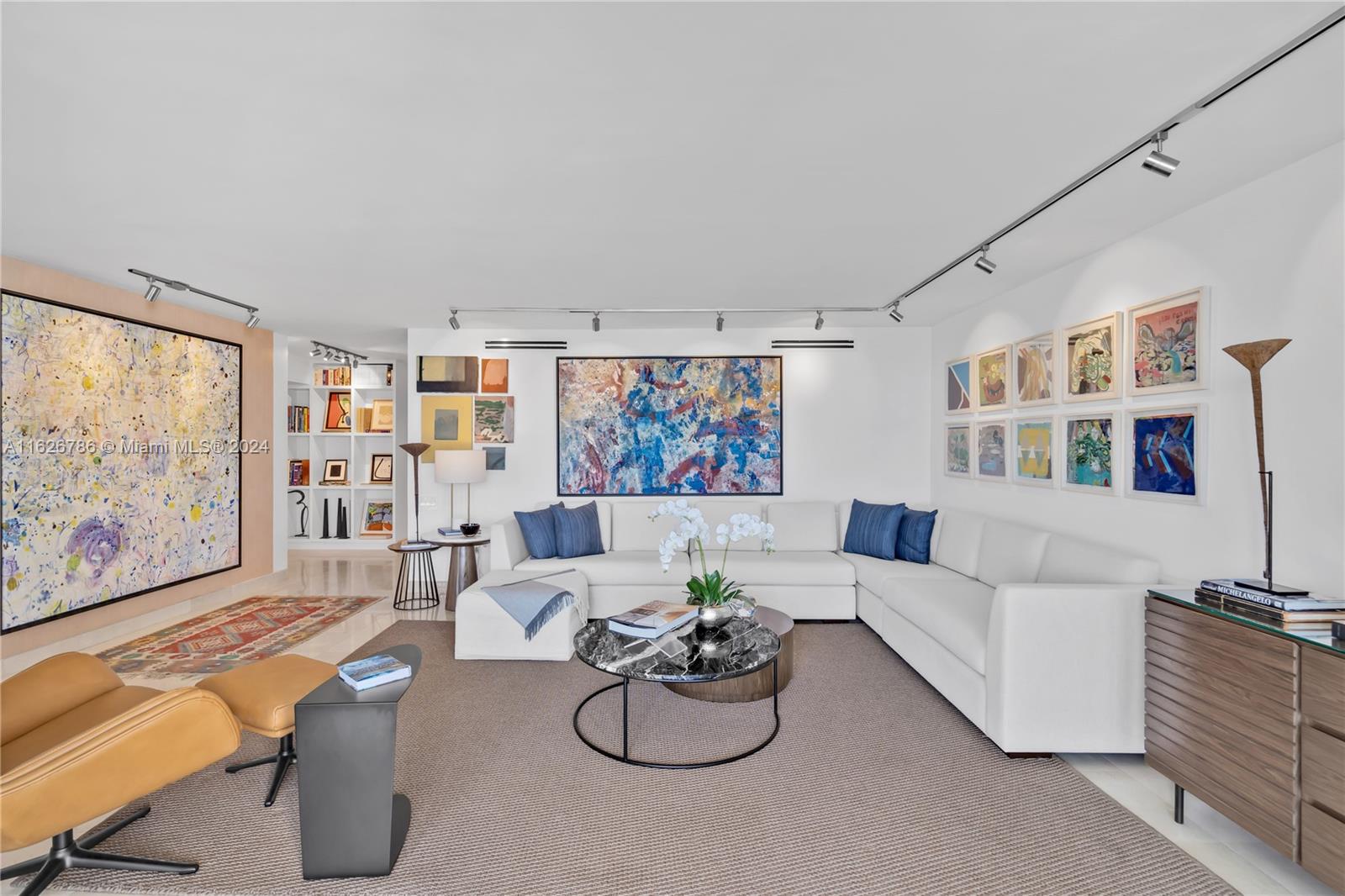 881 Ocean Dr #16D, Key Biscayne FL 33149