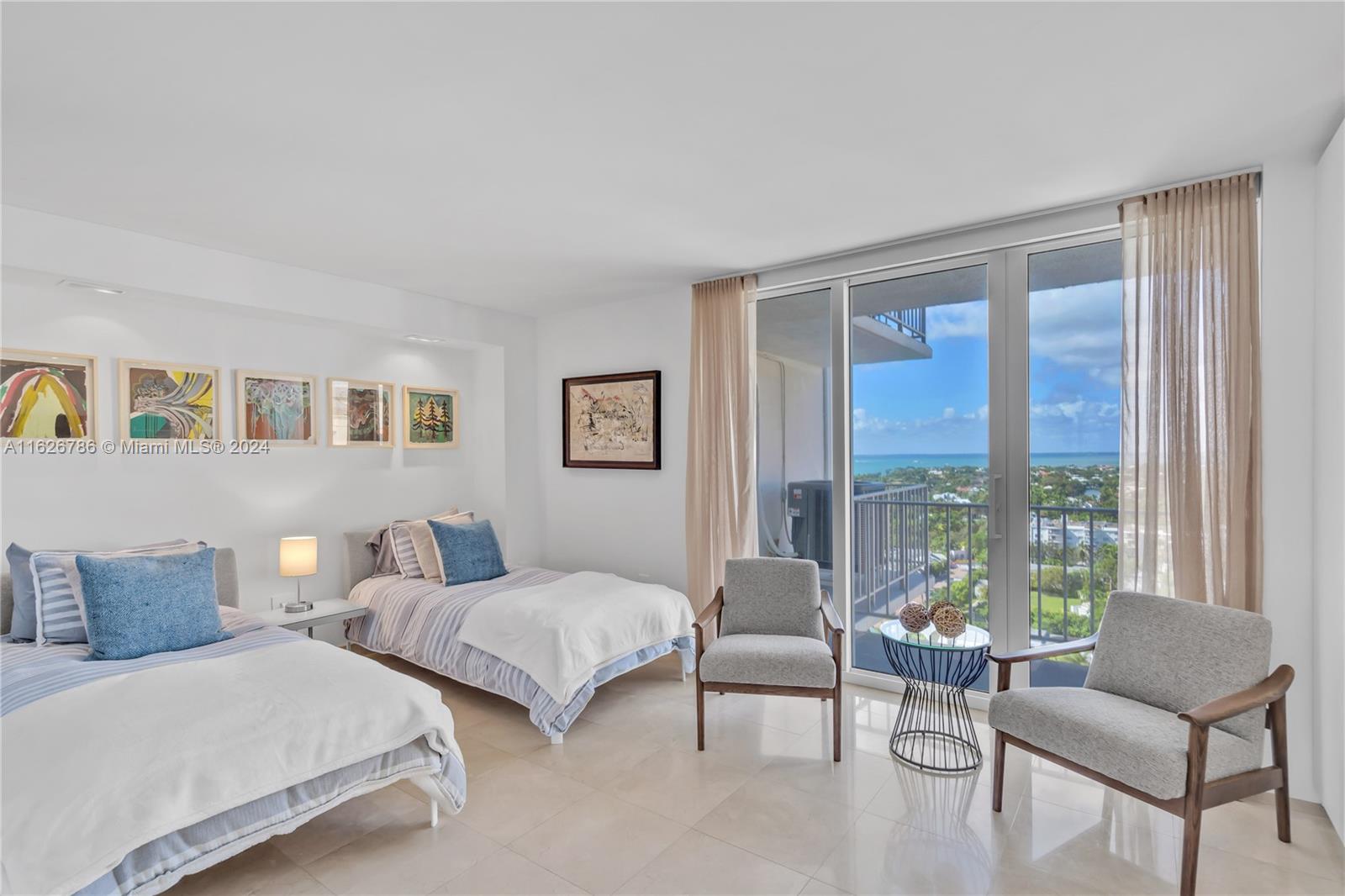 881 Ocean Dr #16D, Key Biscayne FL 33149