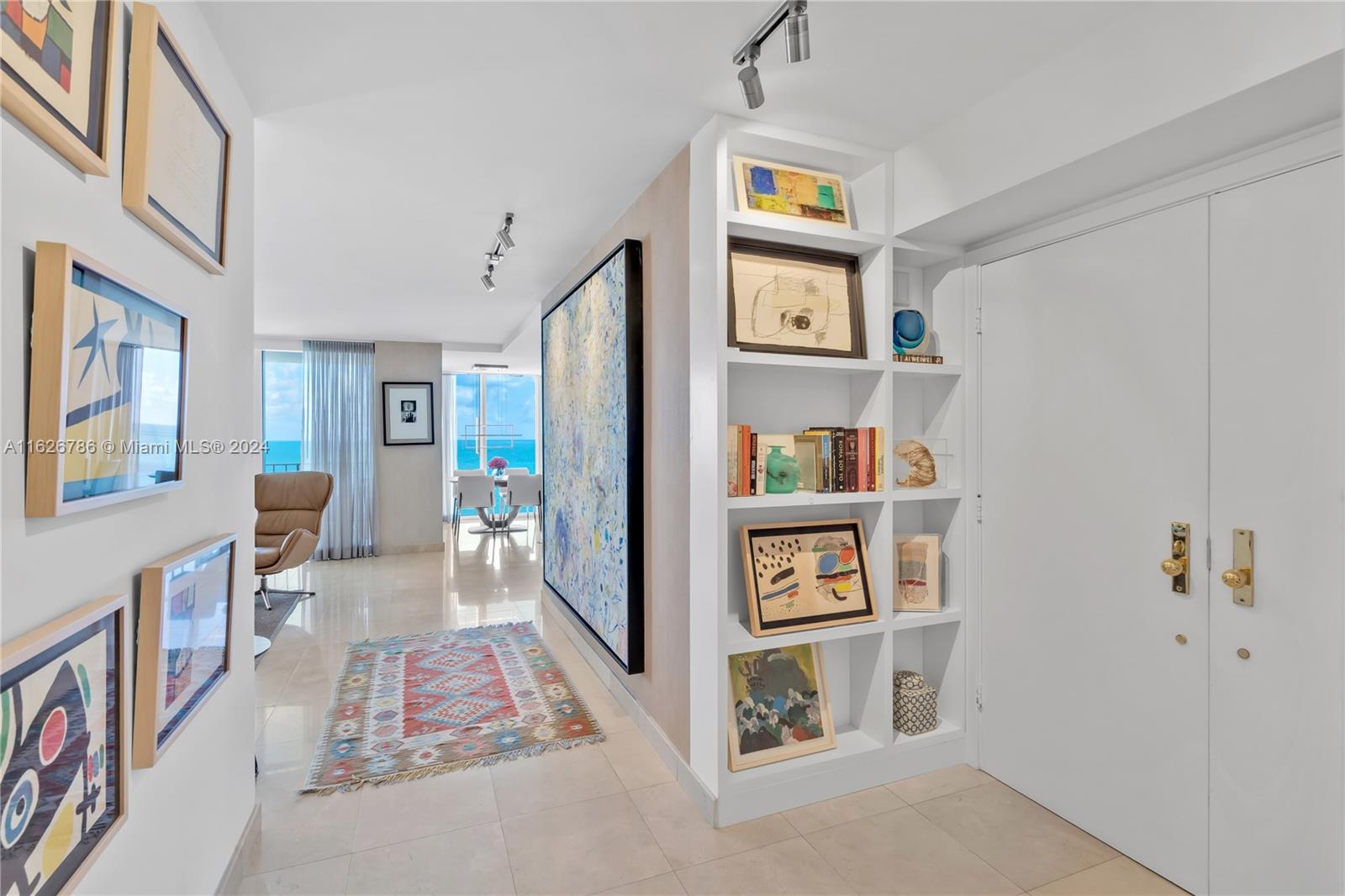 881 Ocean Dr #16D, Key Biscayne FL 33149