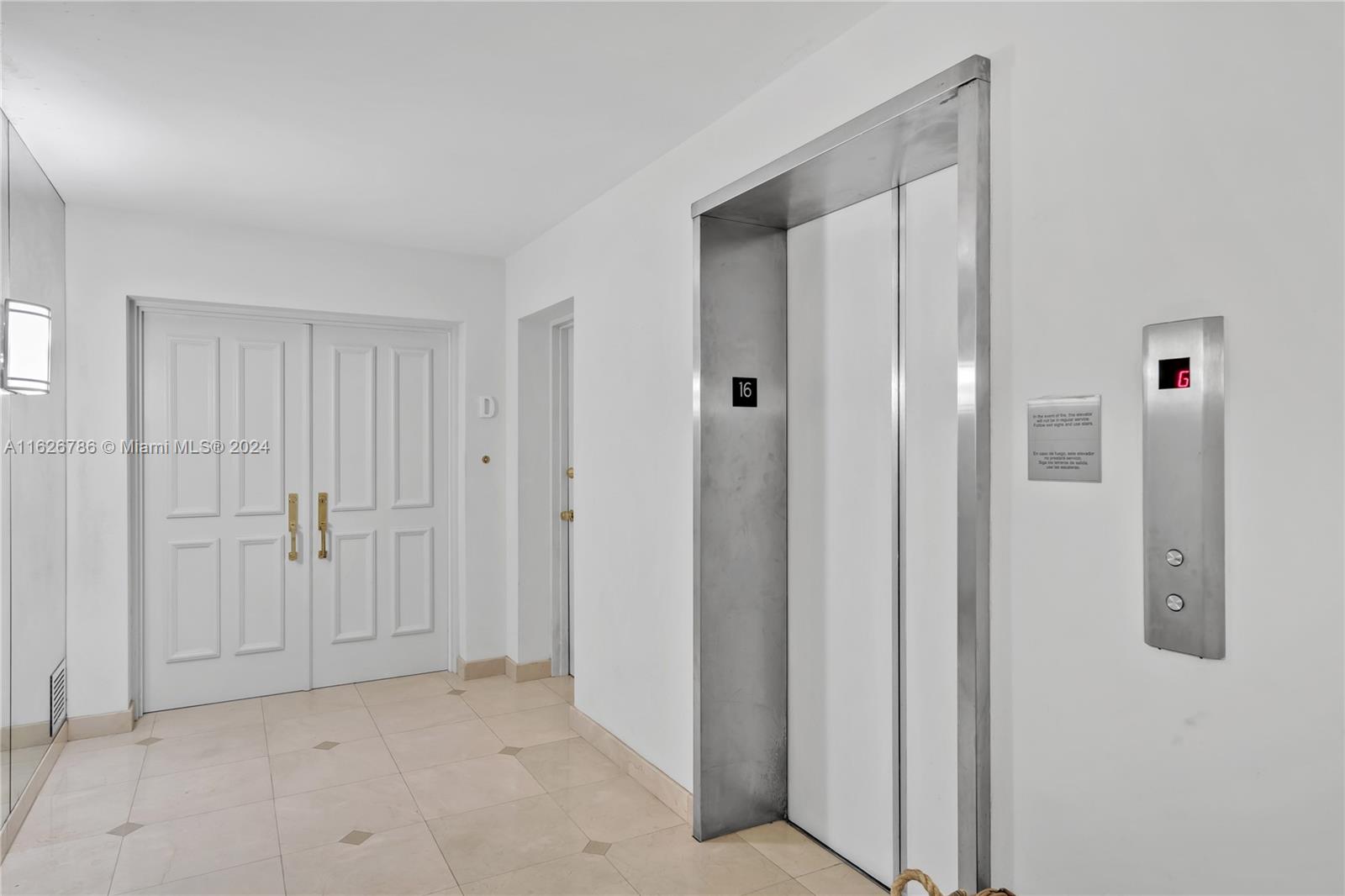 881 Ocean Dr #16D, Key Biscayne FL 33149